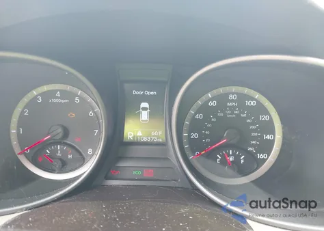 2016 Hyundai Santa Fe Sport 2.4L z USA, uszkodzony, nr VIN 5XYZUDLB3GG365597